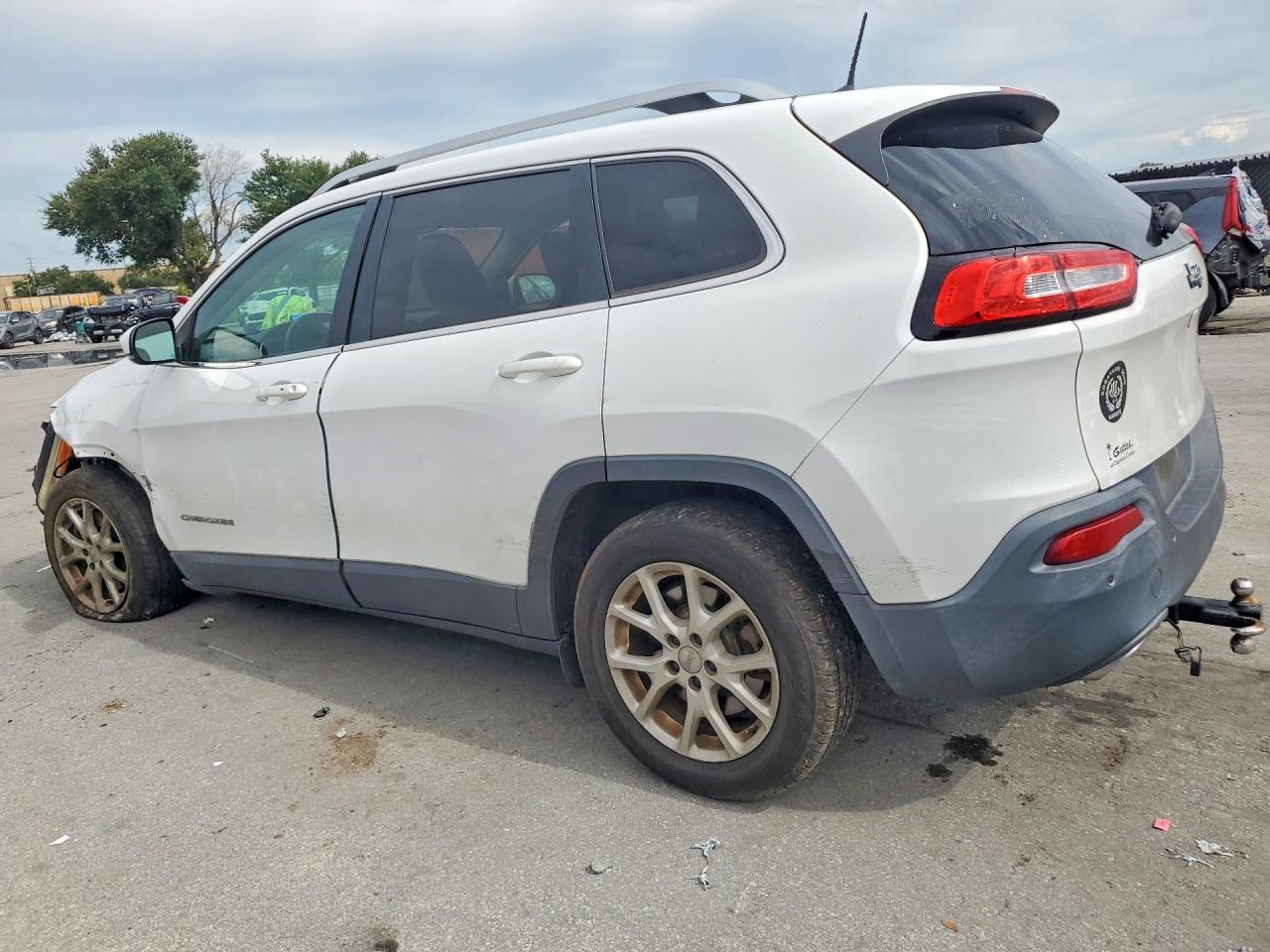 2016 JEEP CHEROKEE LATITUDE — снимка 2