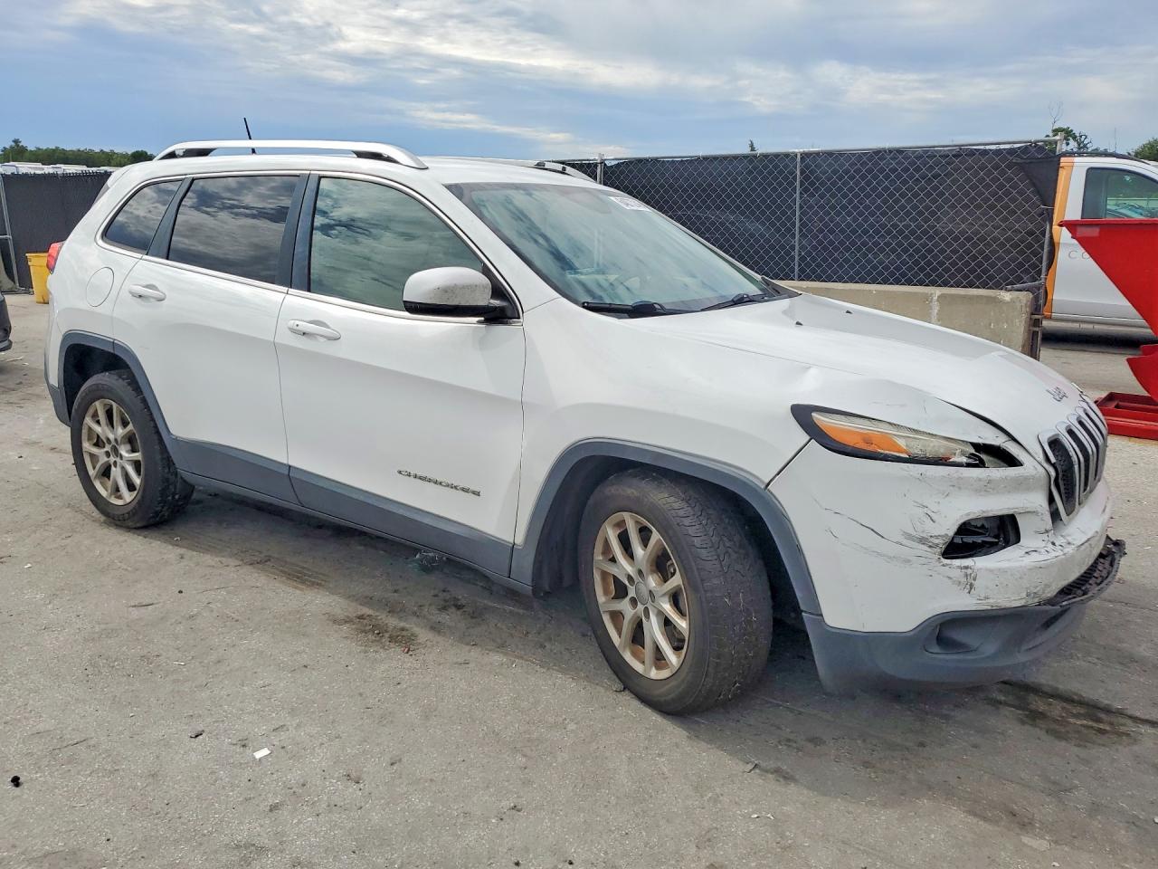 2016 JEEP CHEROKEE LATITUDE — снимка 4