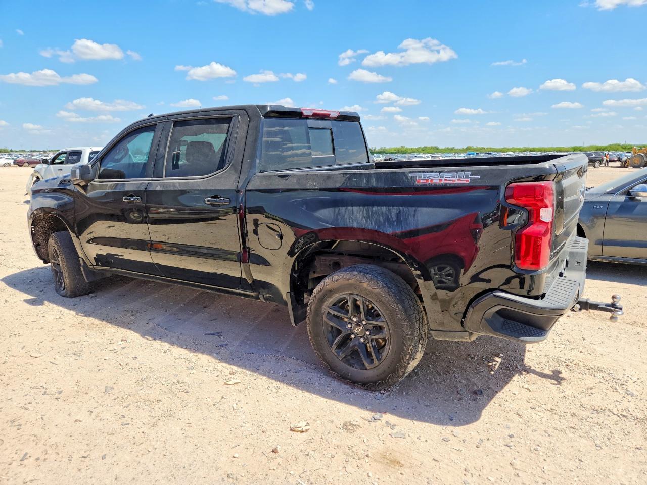 2023 CHEVROLET SILVERADO K1500 LT TRAIL BOSS — снимка 2