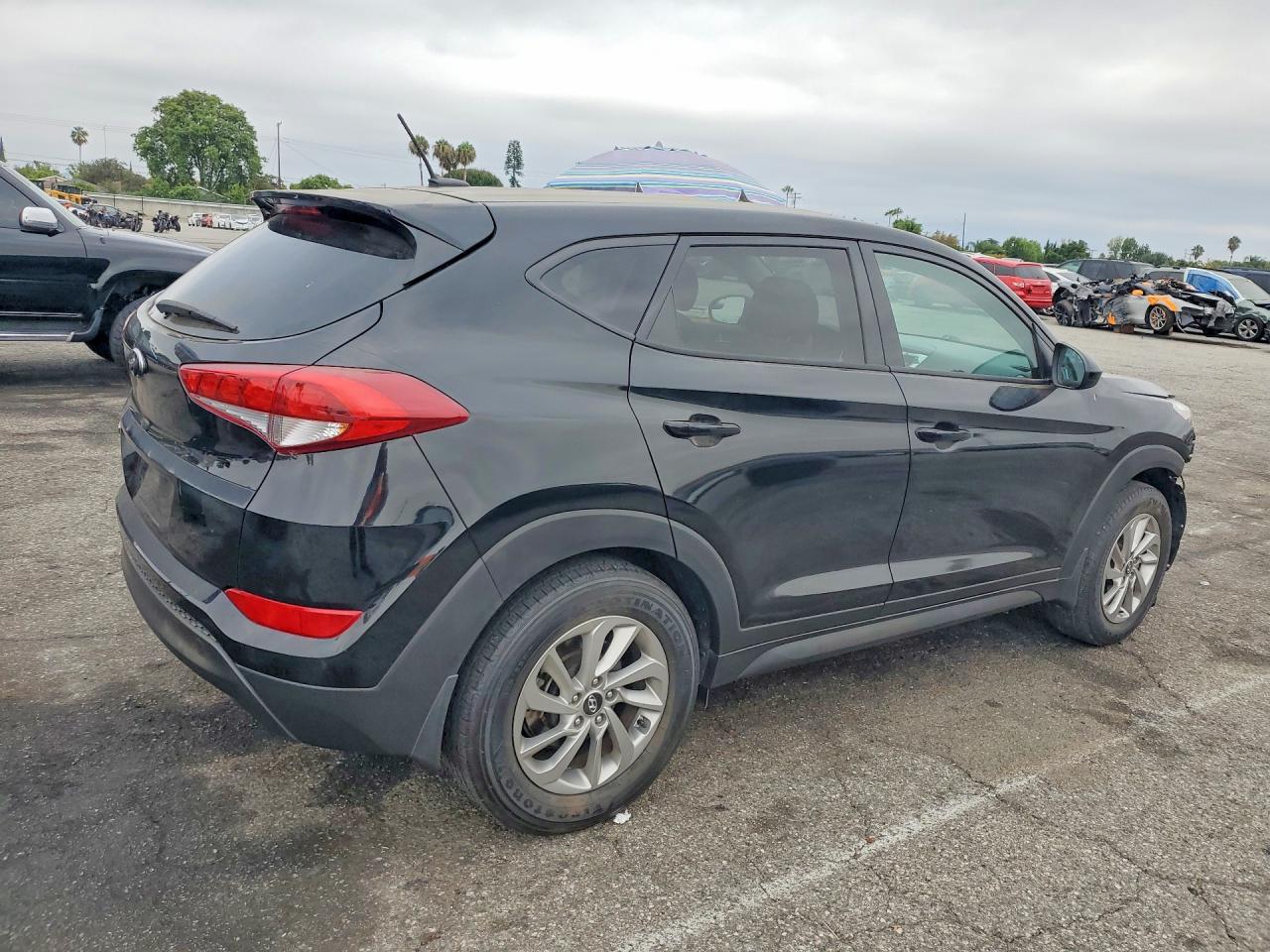 2017 HYUNDAI TUCSON SE — снимка 3