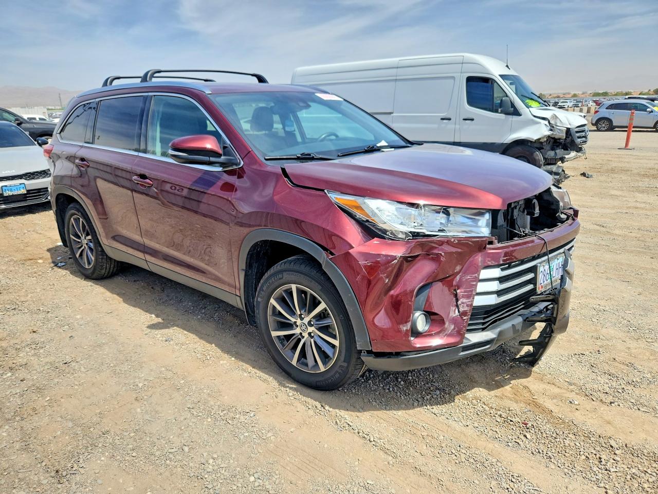 2019 TOYOTA HIGHLANDER XLE — снимка 4