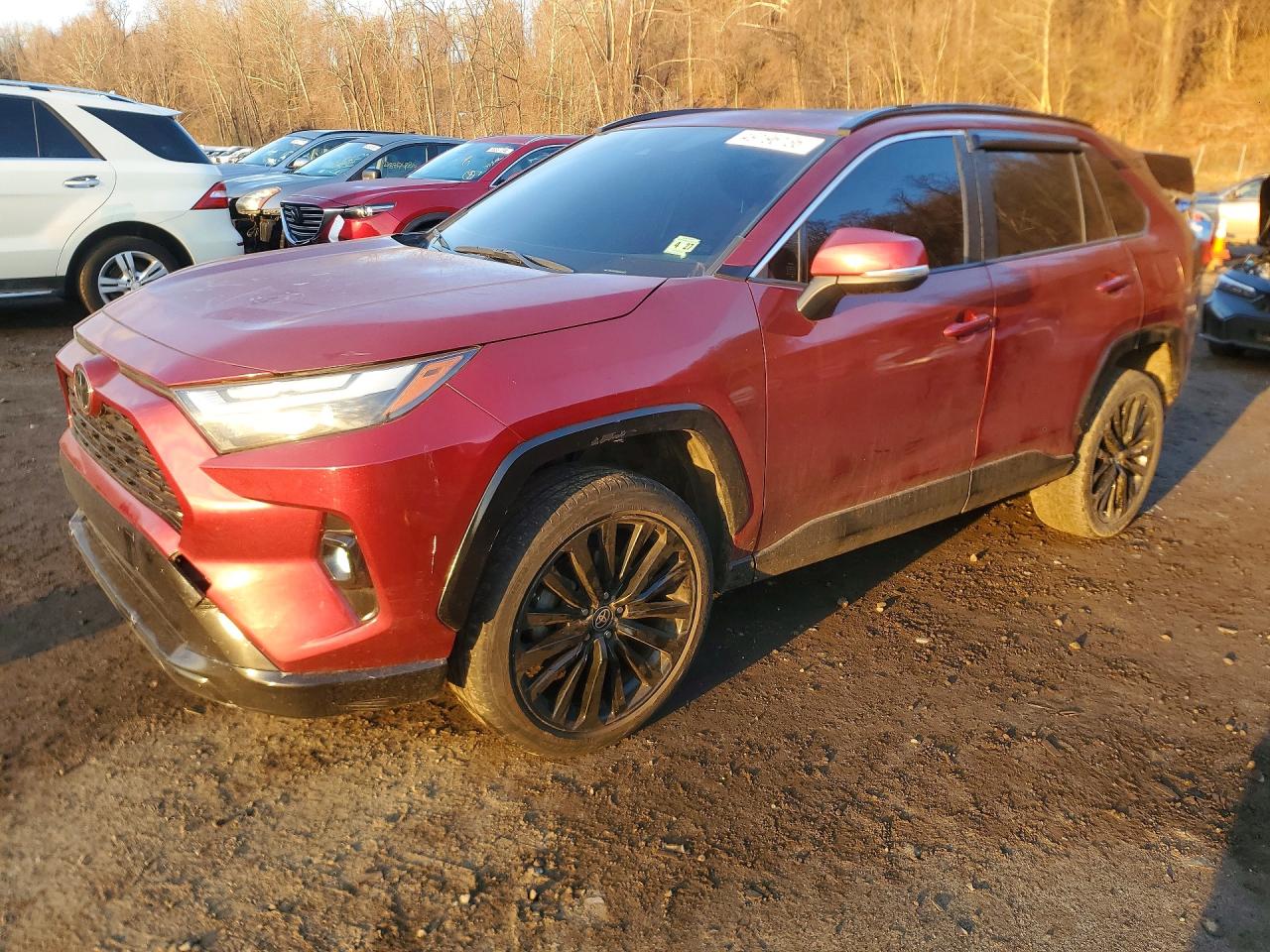 2022 TOYOTA RAV4 XLE PREMIUM