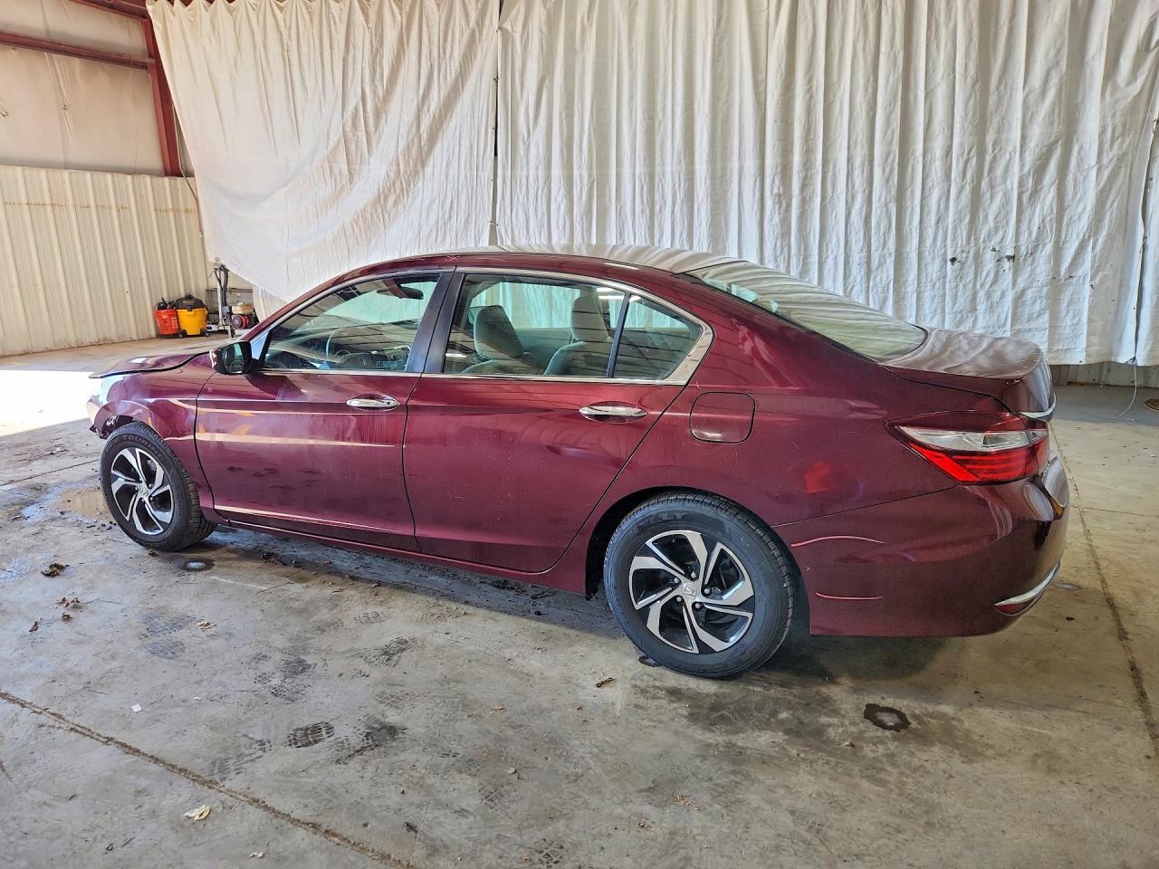 2017 HONDA ACCORD LX — снимка 2