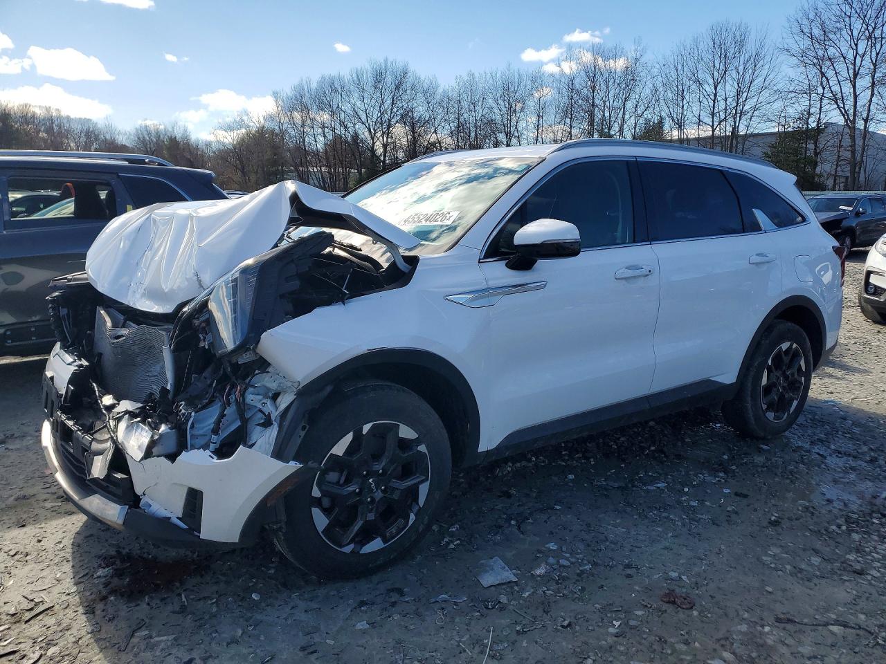 2025 KIA SORENTO S