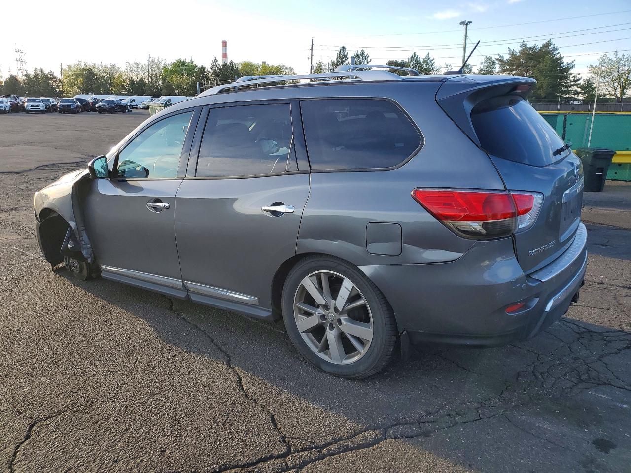2015 NISSAN PATHFINDER PLATINUM — снимка 2