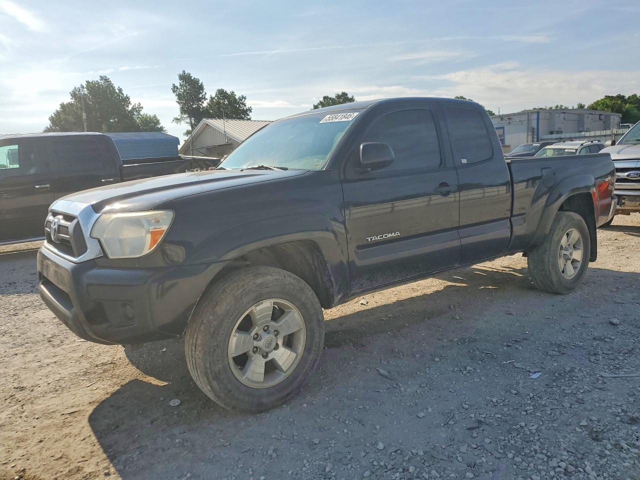 2015 TOYOTA TACOMA