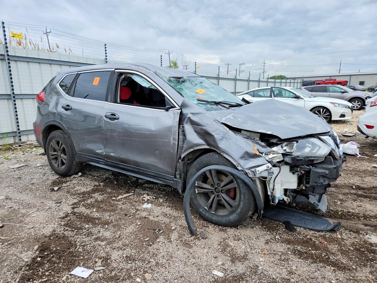 2017 NISSAN ROGUE S — снимка 4