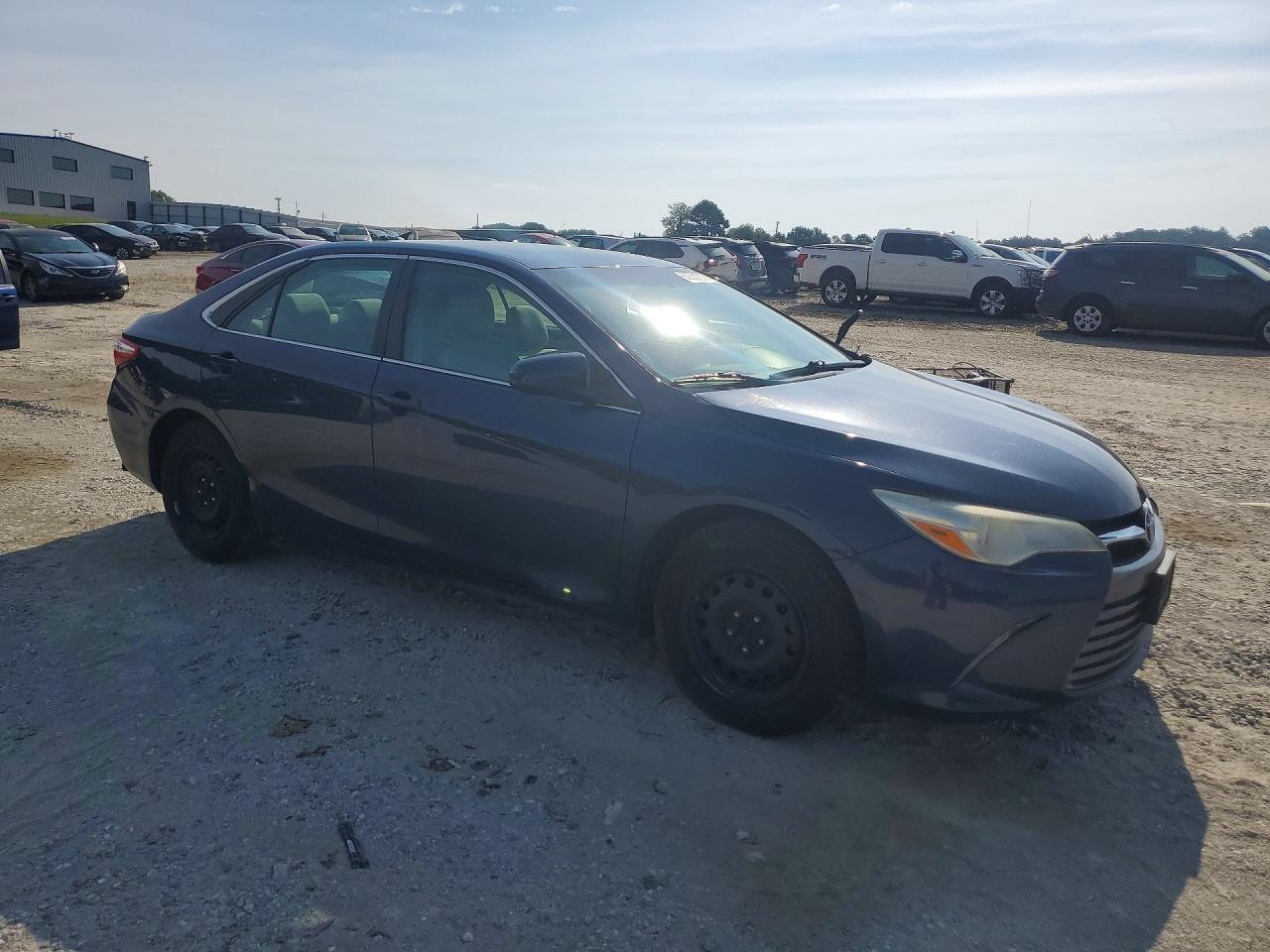 2016 TOYOTA CAMRY LE — снимка 4
