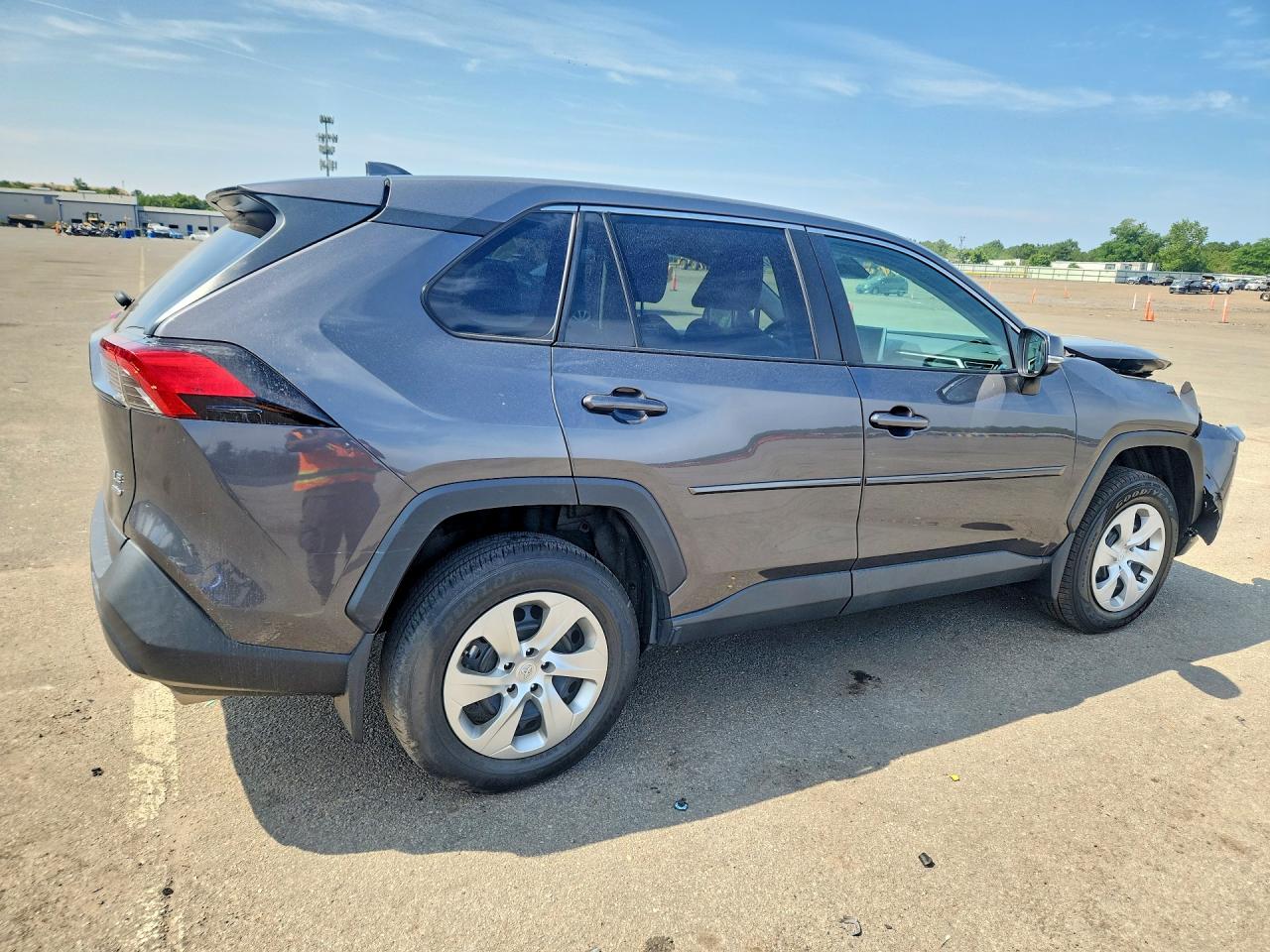2023 TOYOTA RAV4 LE — снимка 3