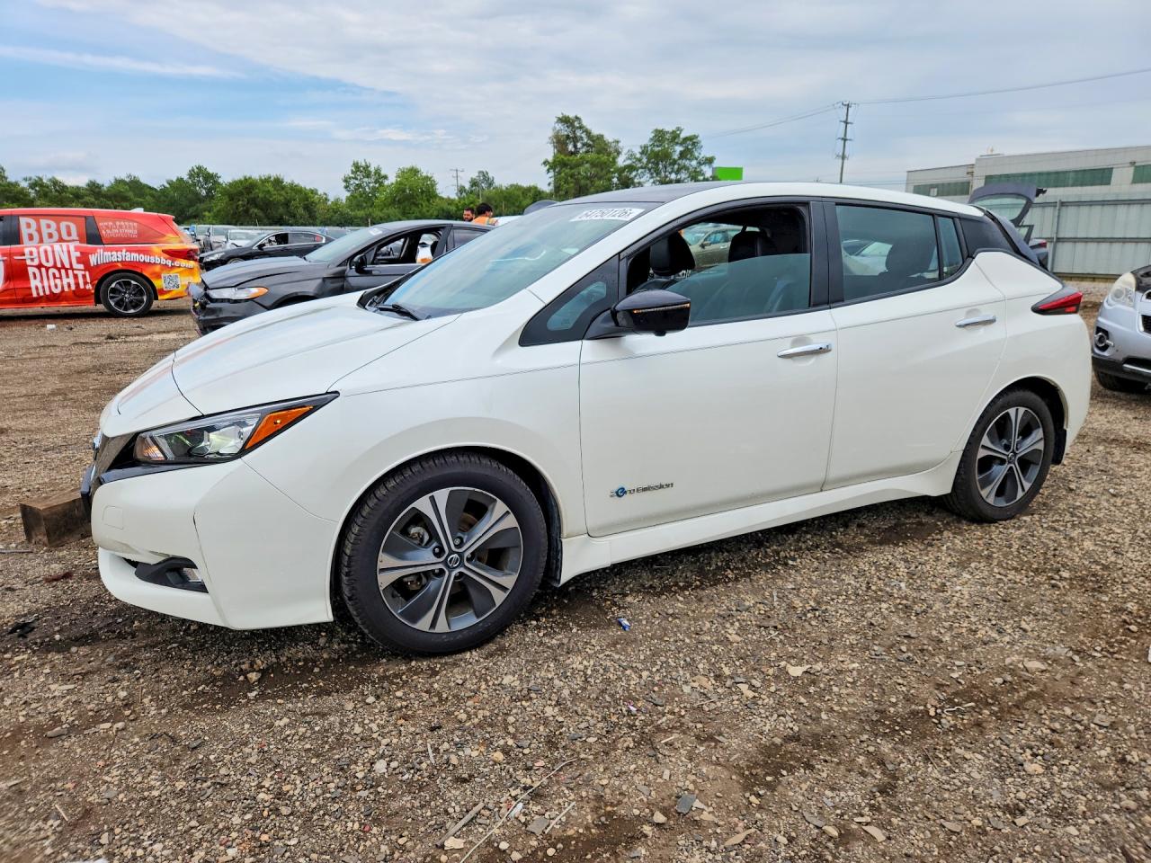 2019 NISSAN LEAF SL