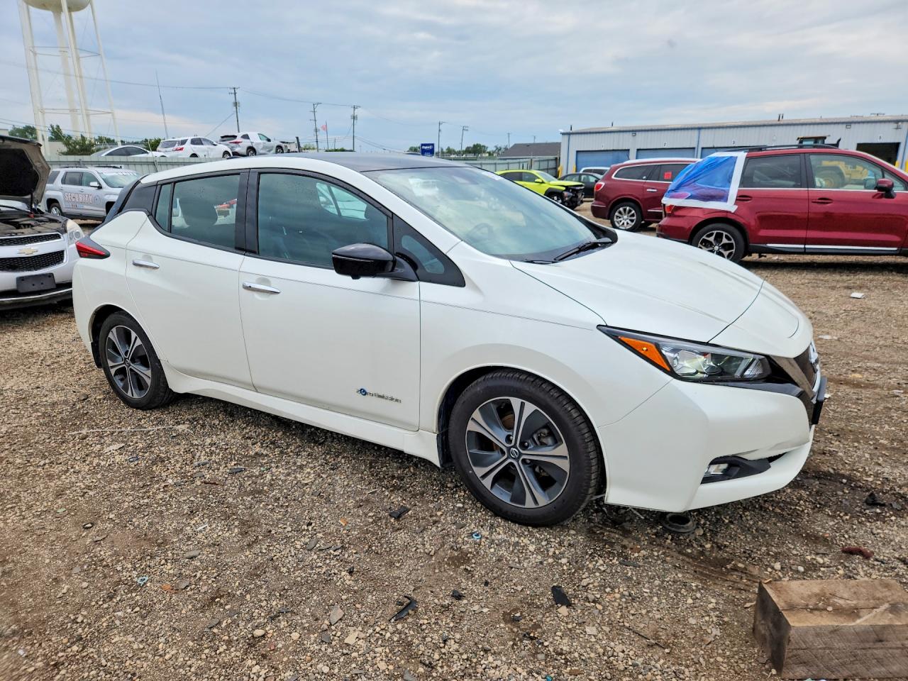 2019 NISSAN LEAF SL — снимка 4