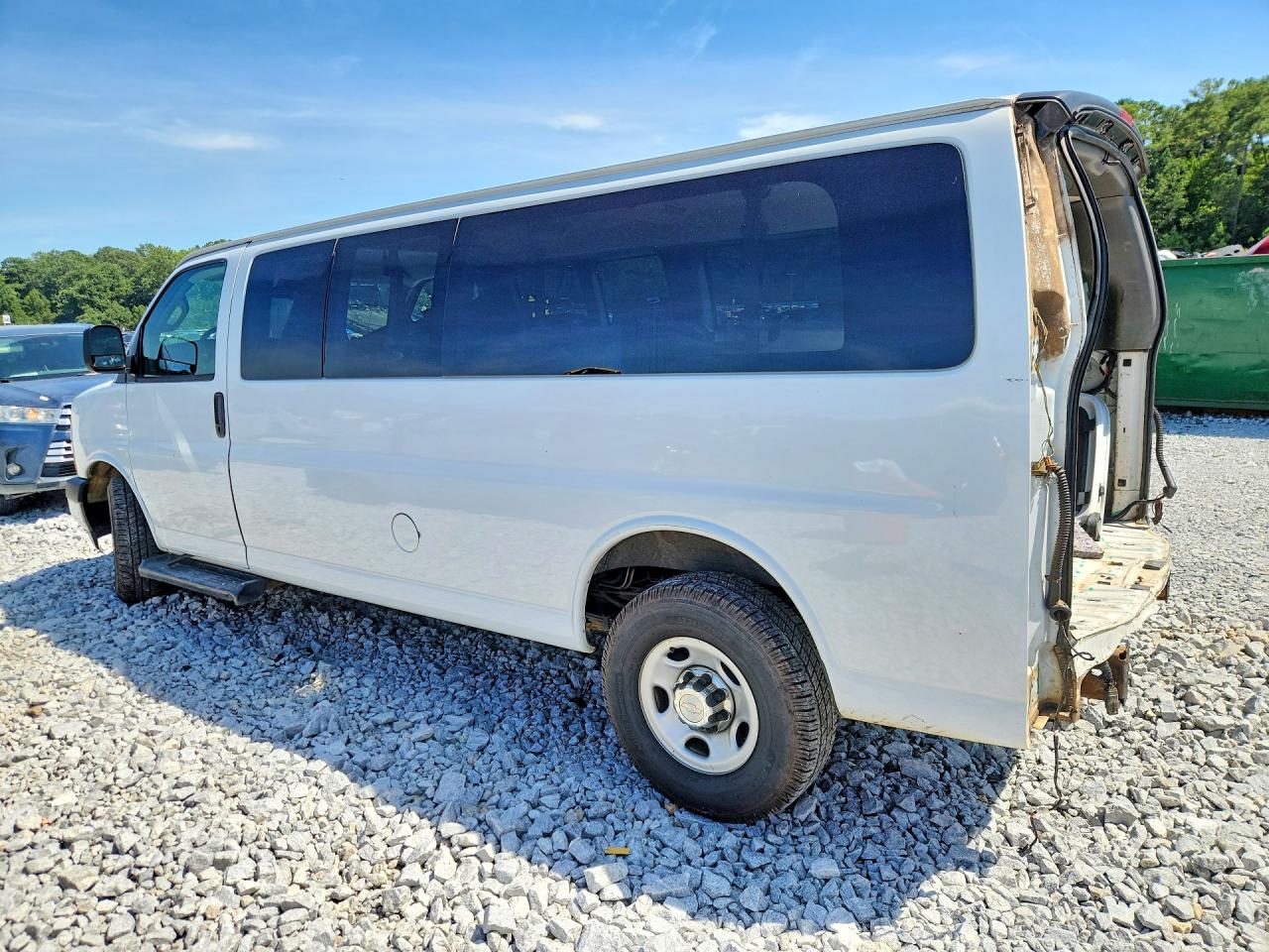 2019 CHEVROLET EXPRESS G3500 LT — снимка 2