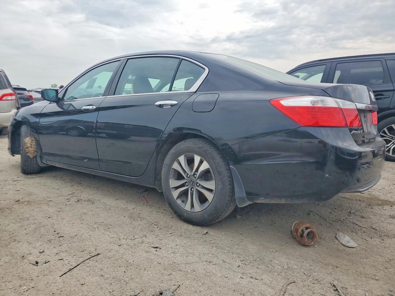 2015 HONDA ACCORD LX — снимка 2