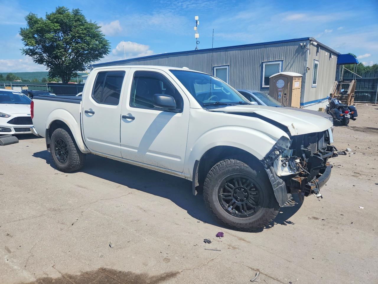 2015 NISSAN FRONTIER SV — снимка 4