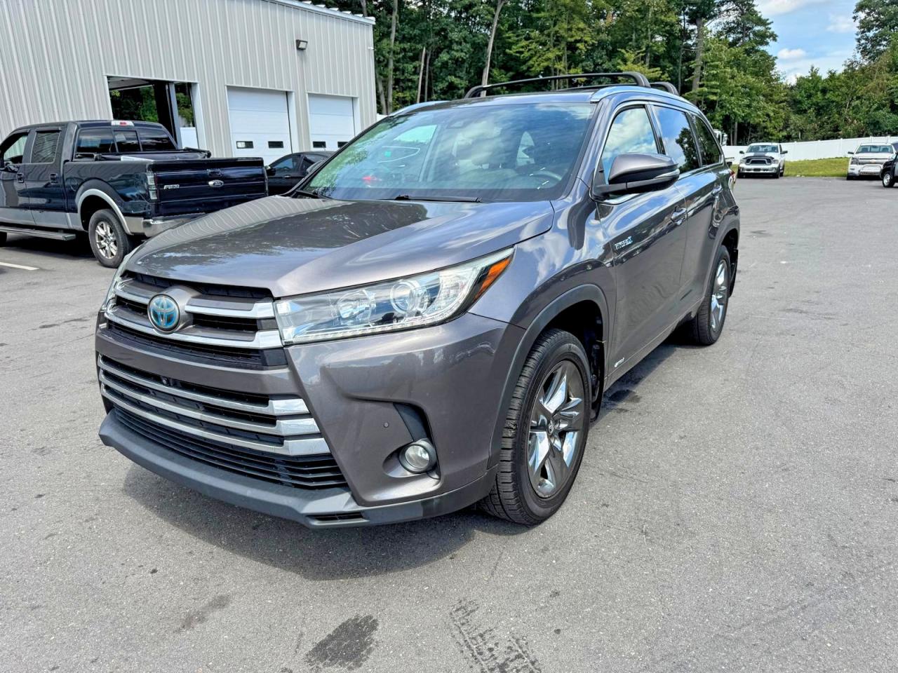 2018 TOYOTA HIGHLANDER HYBRID LIMITED PLATINUM