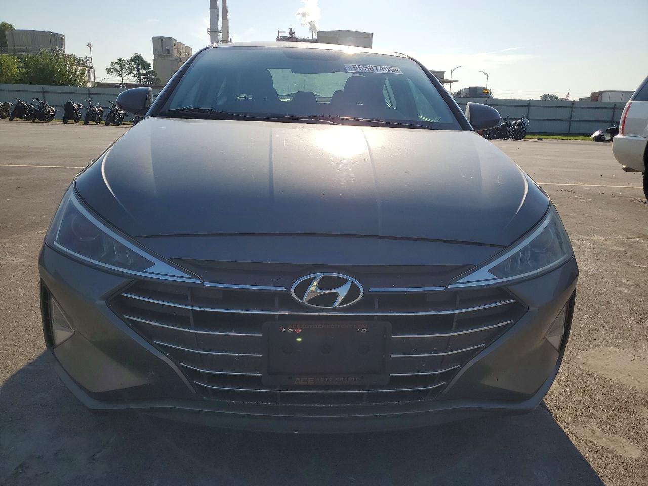 2019 HYUNDAI ELANTRA SE — снимка 5