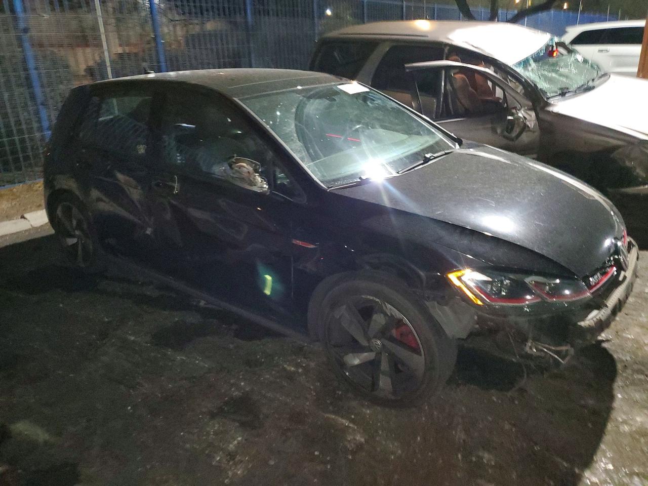 2018 VOLKSWAGEN GTI S/SE — снимка 4