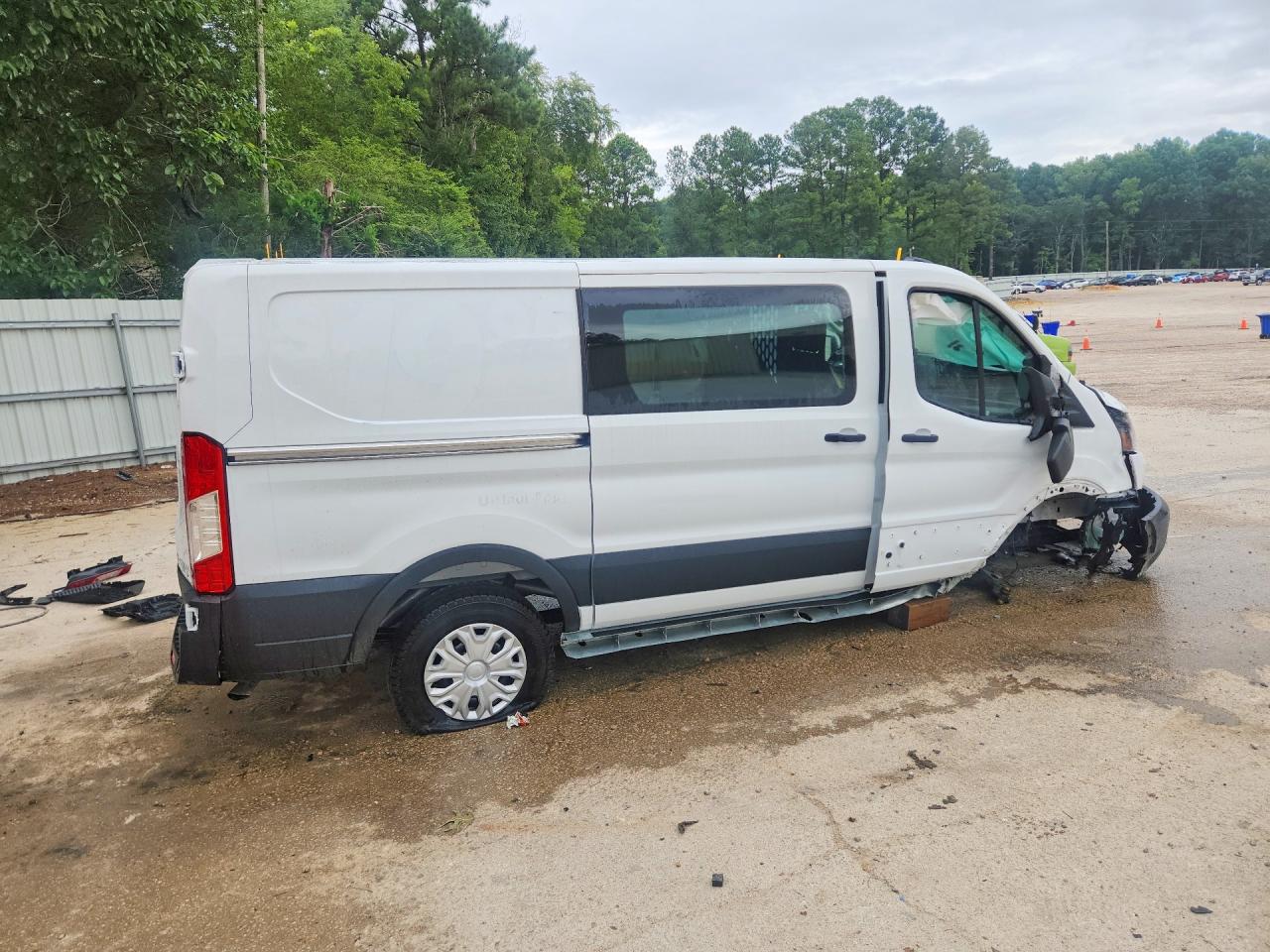 2026 FORD TRANSIT T-250 — снимка 3