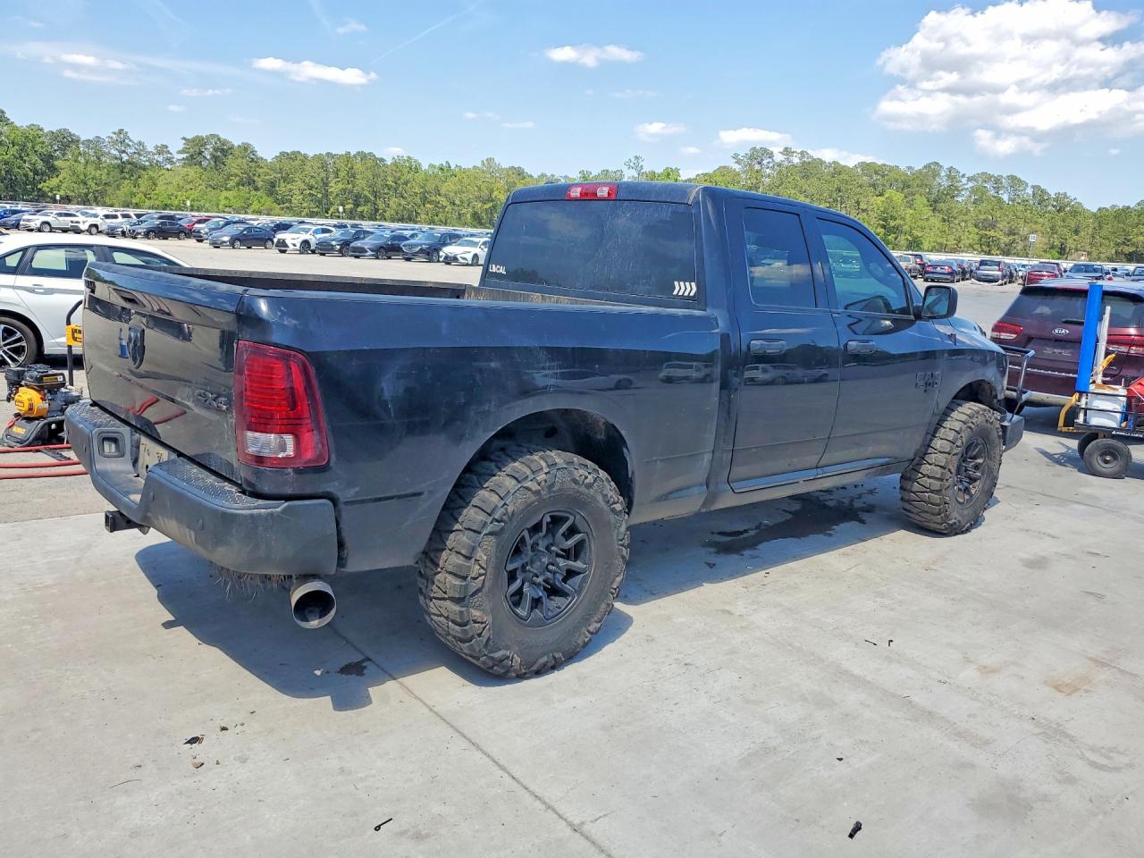 2022 RAM 1500 CLASSIC SLT — снимка 3