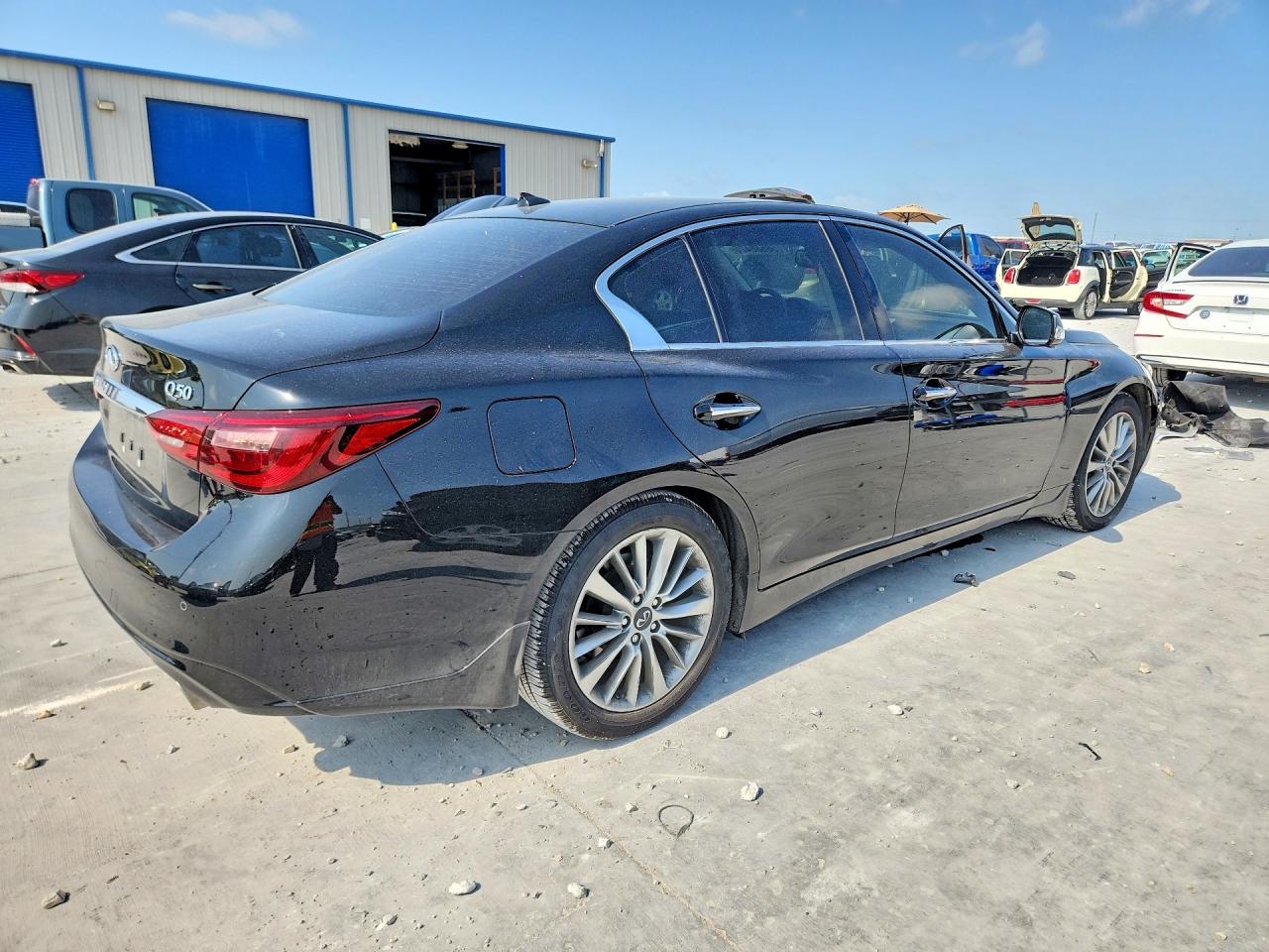 2022 INFINITI Q50 LUXE — снимка 3