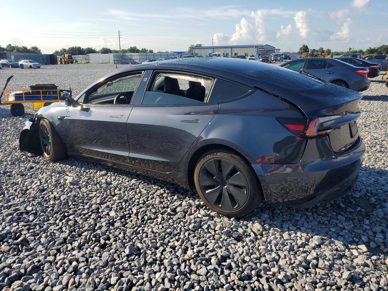 2024 TESLA MODEL 3 — снимка 2