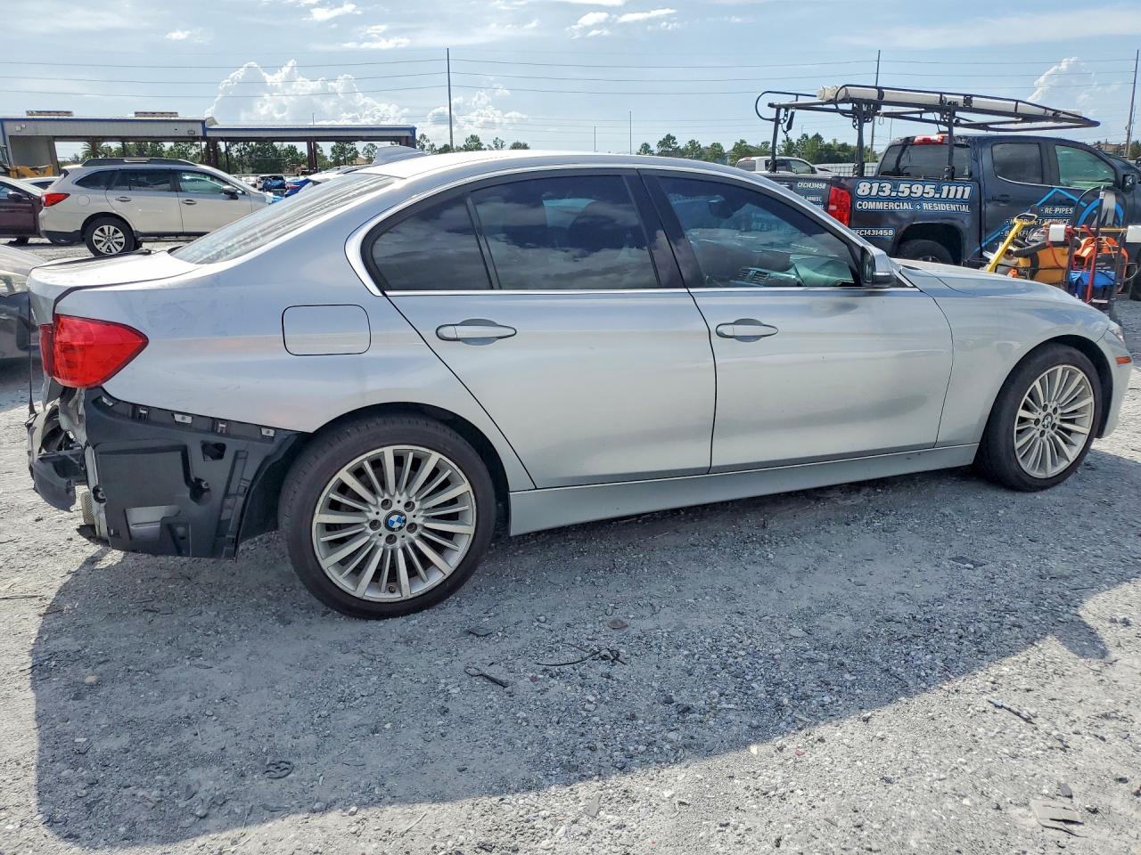 2013 BMW 328 I — снимка 3