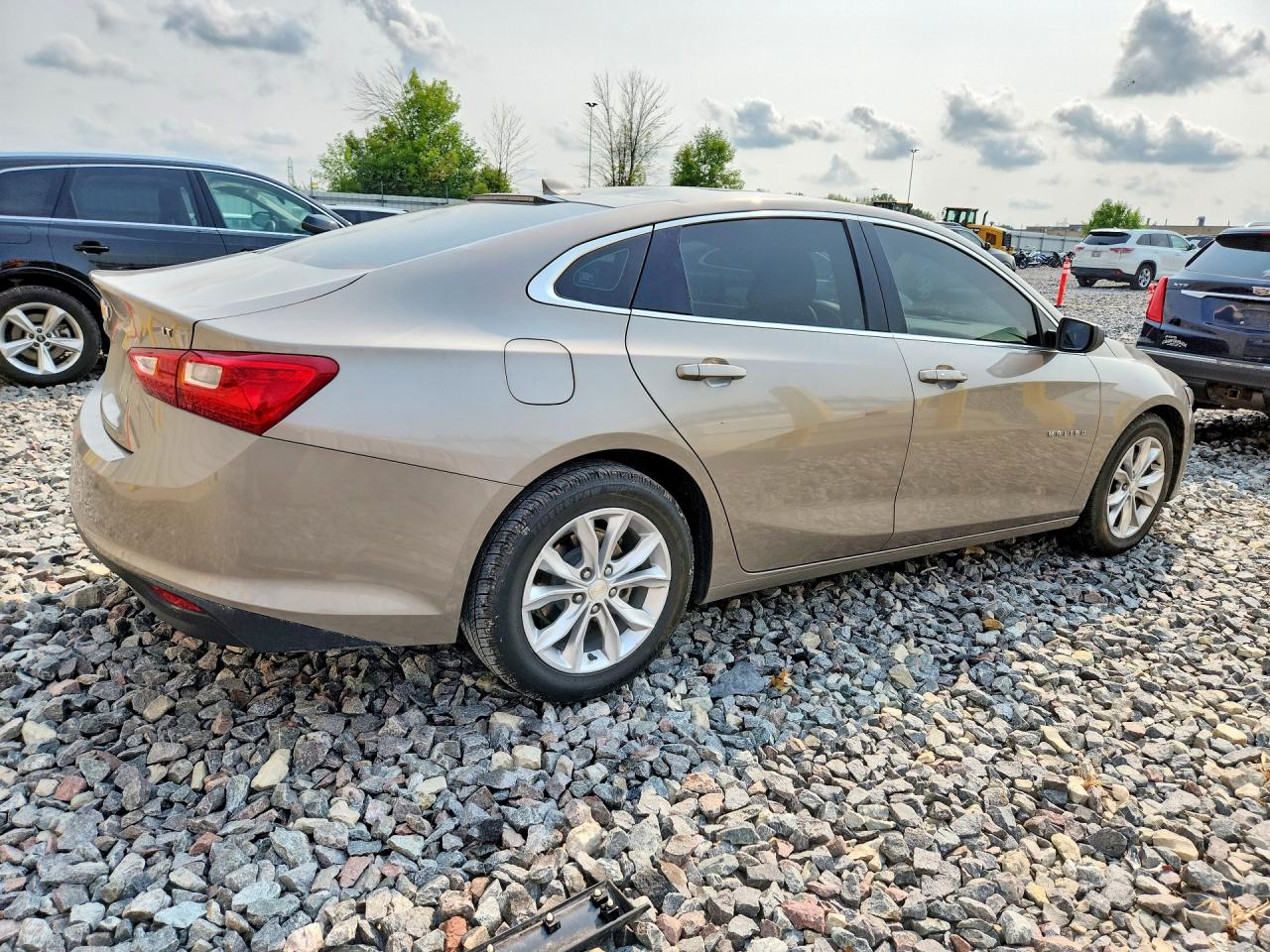 2023 CHEVROLET MALIBU LT — снимка 3