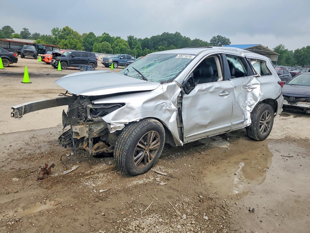 2018 INFINITI QX60 BASE