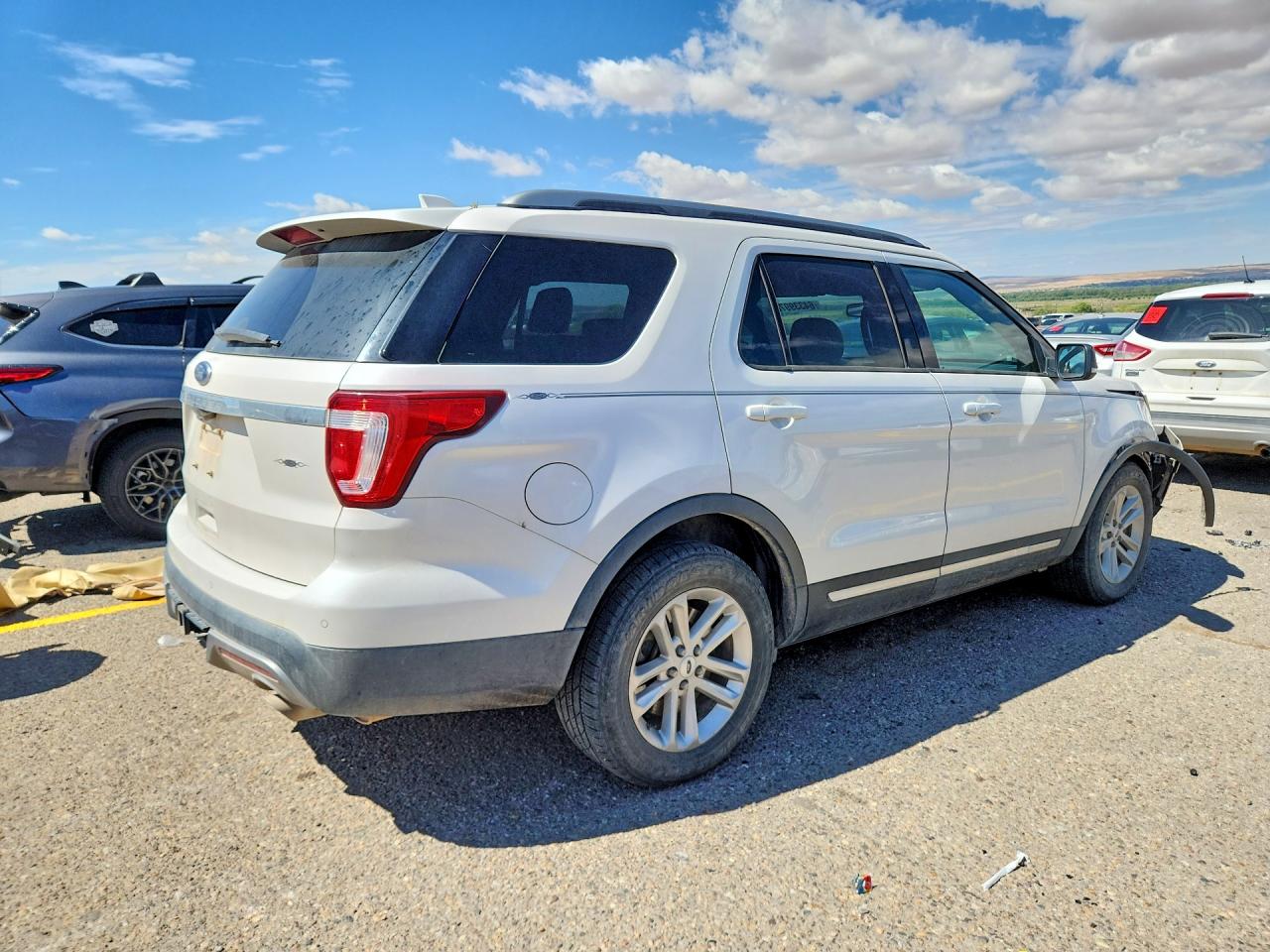 2017 FORD EXPLORER XLT — снимка 3