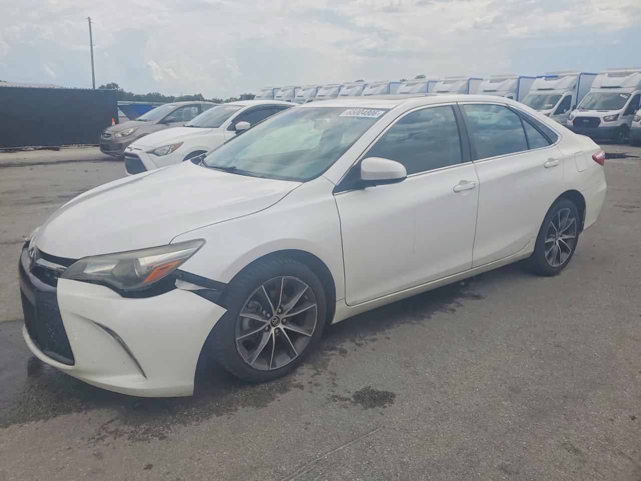 2015 TOYOTA CAMRY XSE