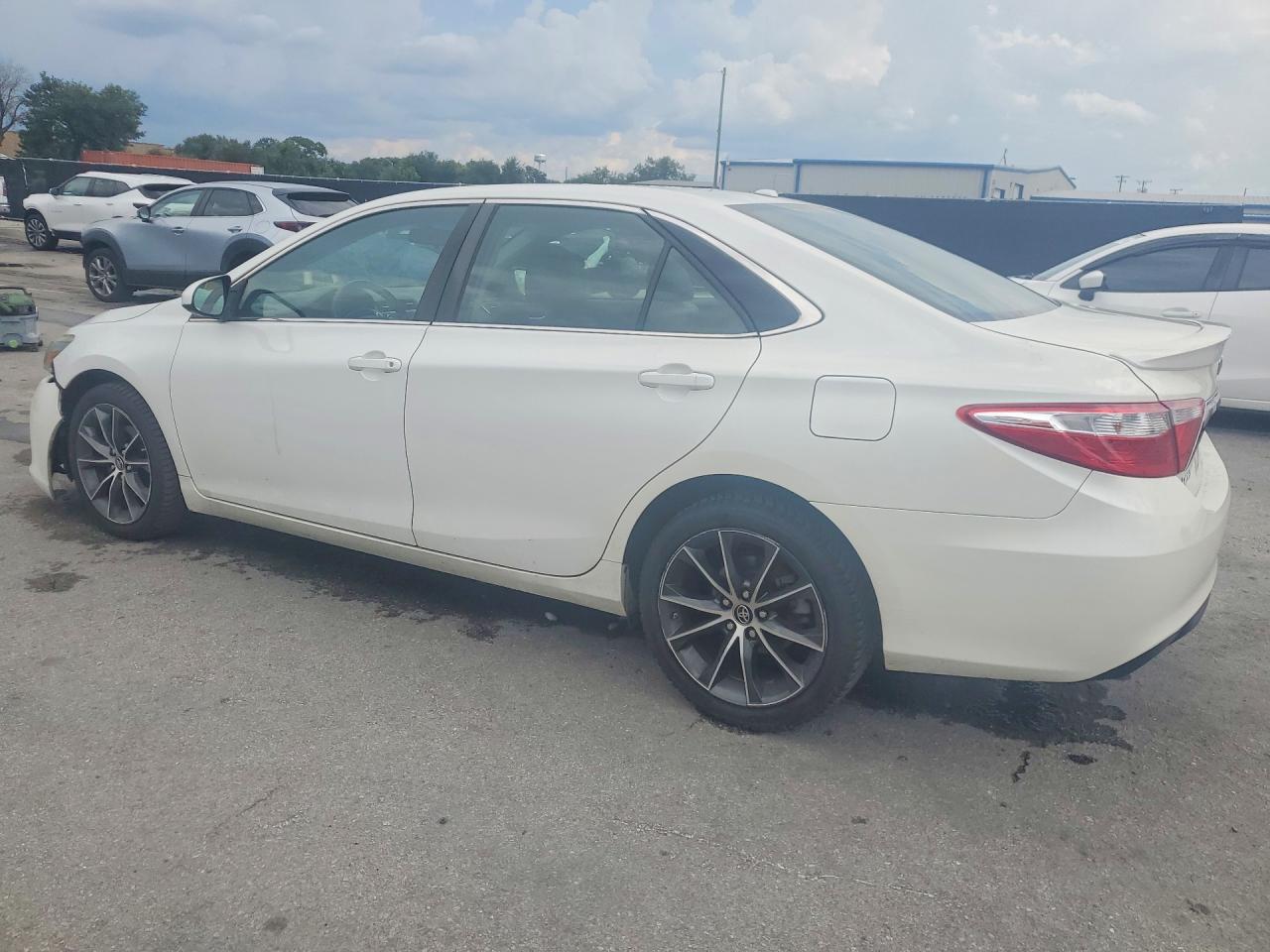 2015 TOYOTA CAMRY XSE — снимка 2