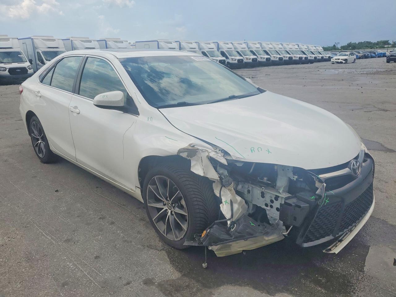 2015 TOYOTA CAMRY XSE — снимка 4
