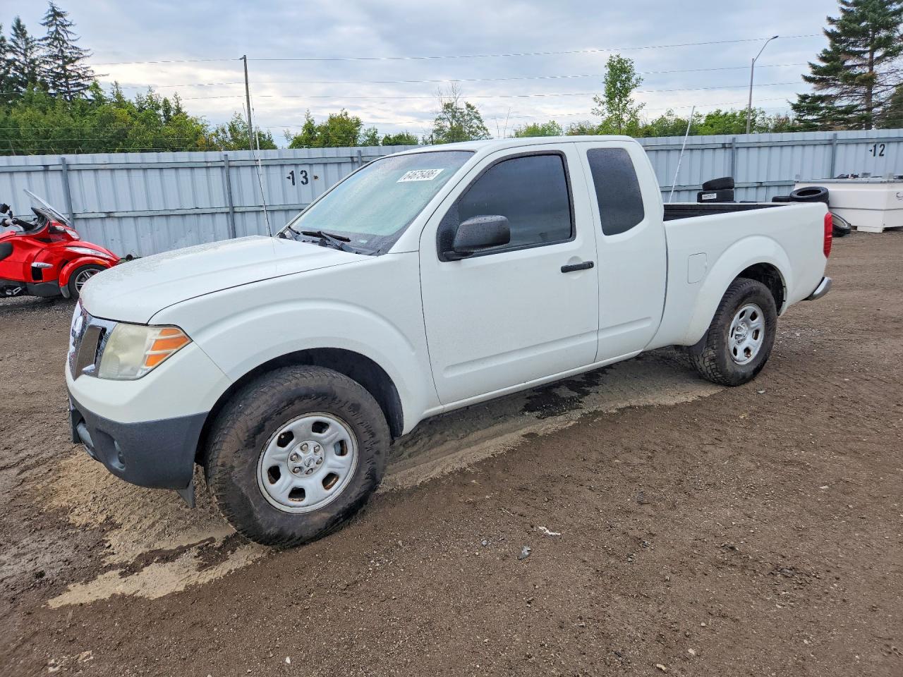 2015 NISSAN FRONTIER S