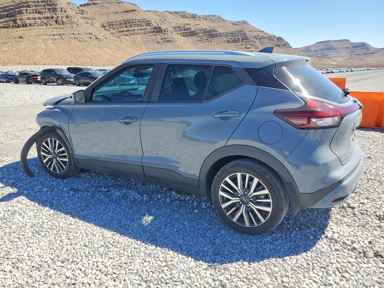 2024 NISSAN KICKS SV — снимка 2