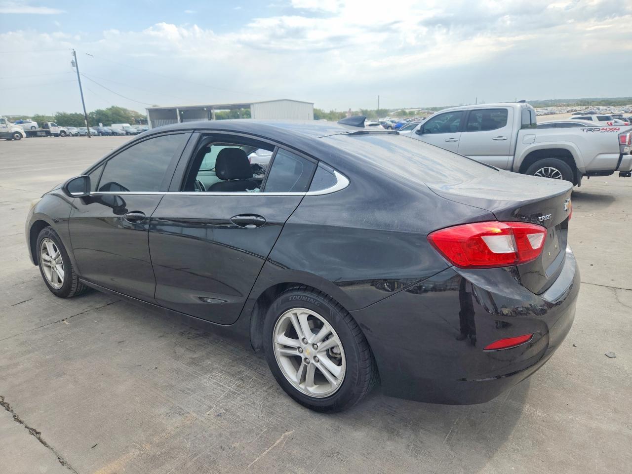2018 CHEVROLET CRUZE LT — снимка 2