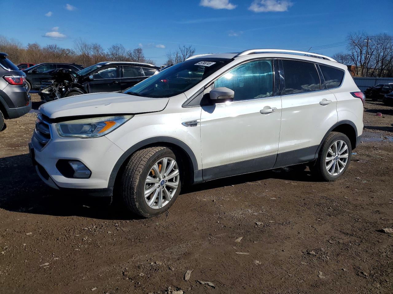 2017 FORD ESCAPE TITANIUM