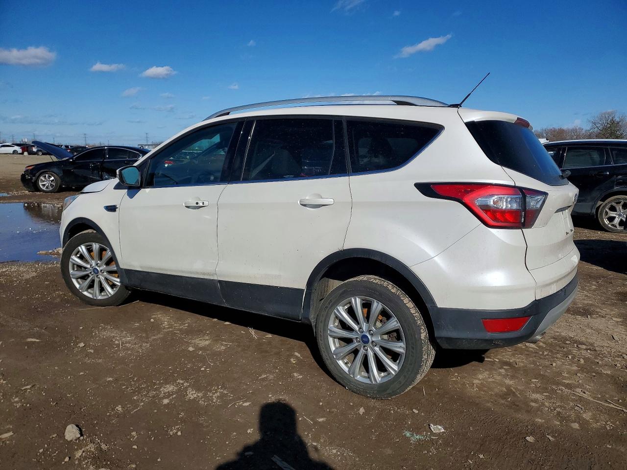 2017 FORD ESCAPE TITANIUM — снимка 2