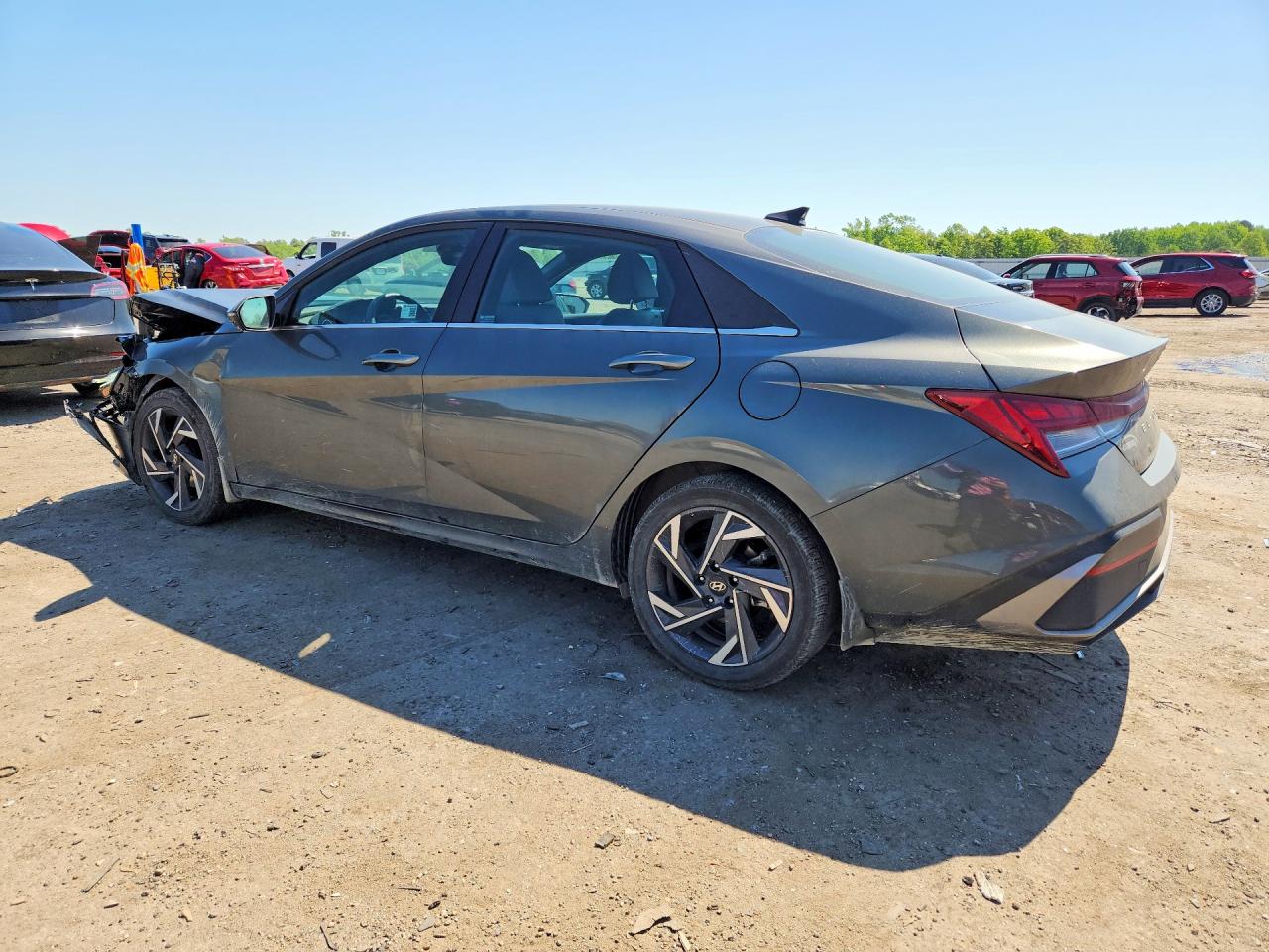 2025 HYUNDAI ELANTRA LIMITED — снимка 2