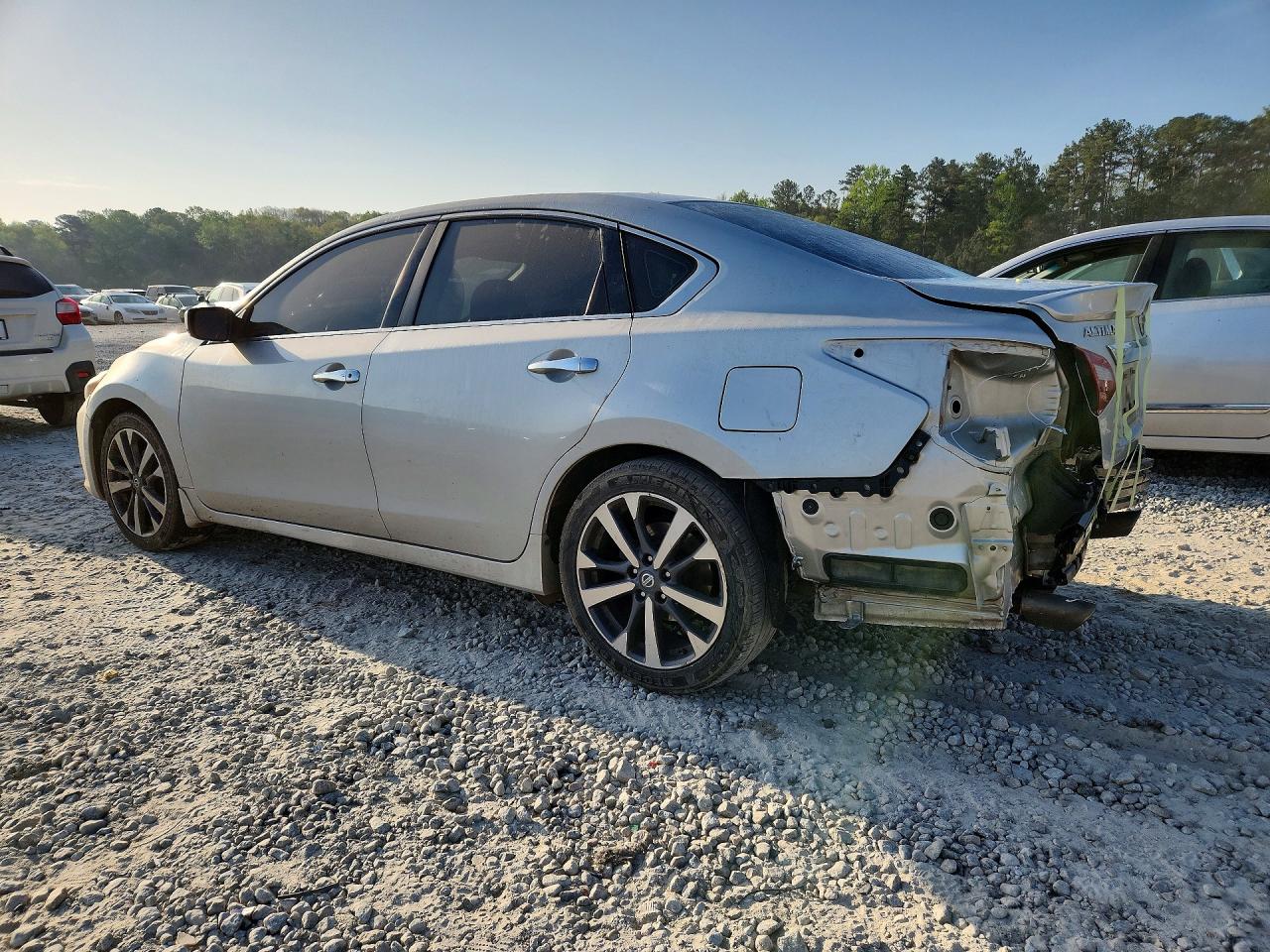 2017 NISSAN ALTIMA 2.5 SR — снимка 2