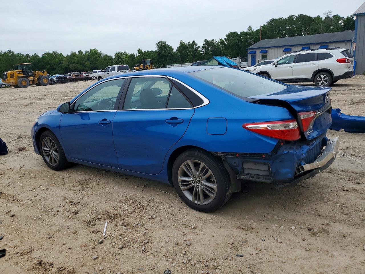 2017 TOYOTA CAMRY SE — снимка 2
