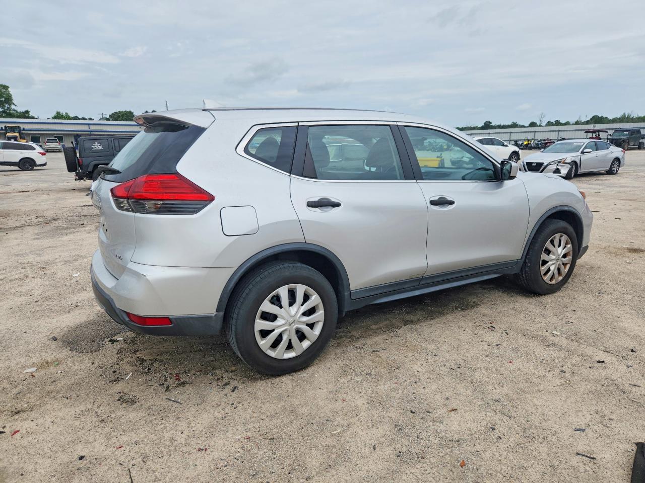 2017 NISSAN ROGUE S — снимка 3