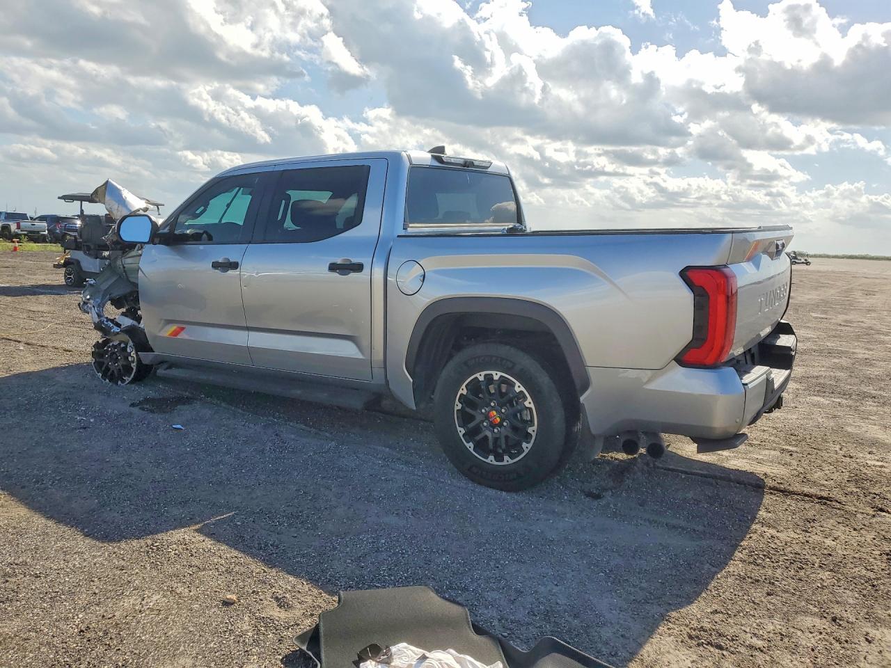 2025 TOYOTA TUNDRA SR5 — снимка 2