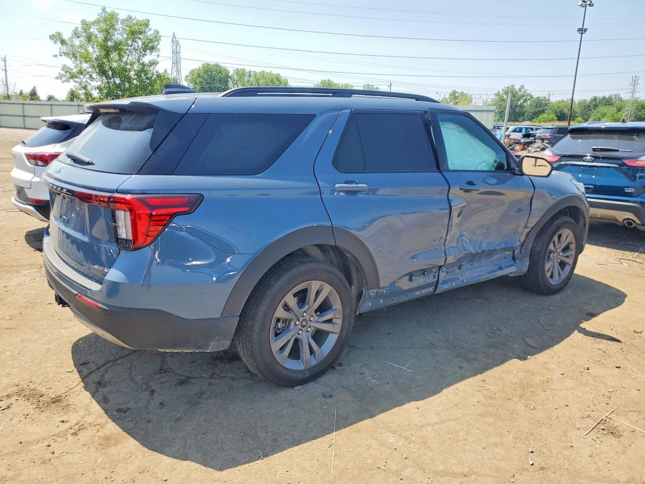 2025 FORD EXPLORER ACTIVE — снимка 3