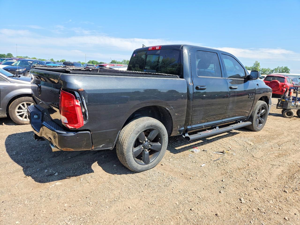 2018 RAM 1500 SLT — снимка 3
