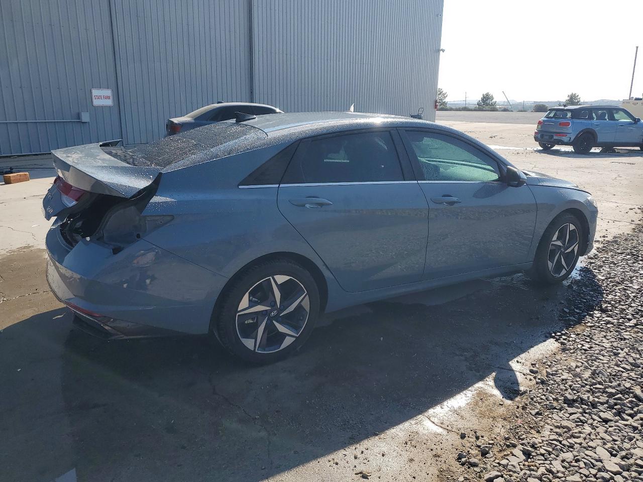 2023 HYUNDAI ELANTRA LIMITED — снимка 3