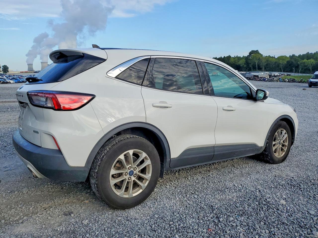 2020 FORD ESCAPE SE — снимка 3