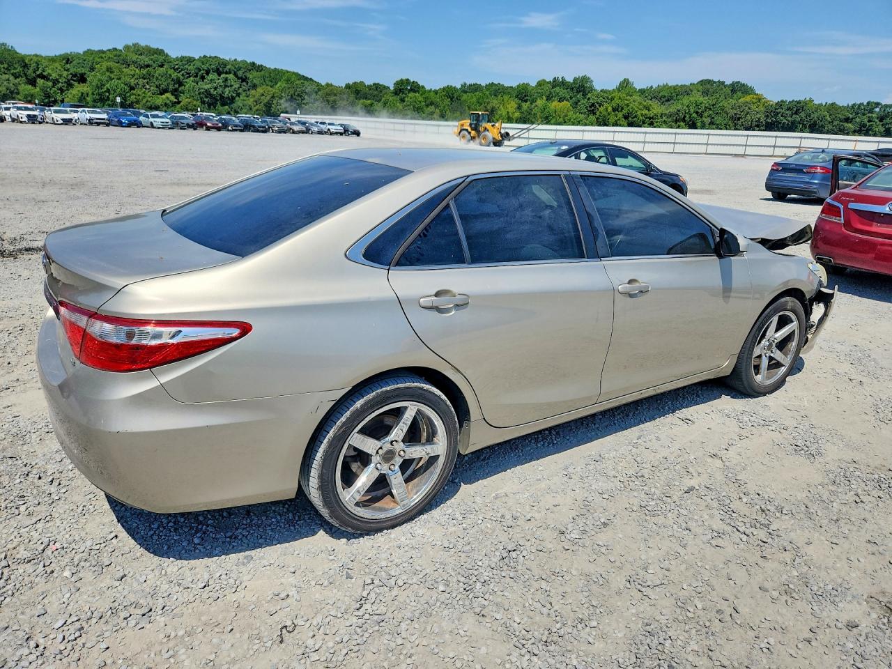 2015 TOYOTA CAMRY LE — снимка 3