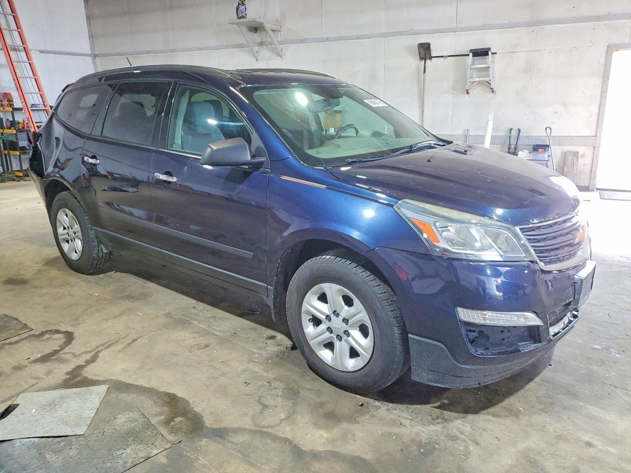 2015 CHEVROLET TRAVERSE LS — снимка 4