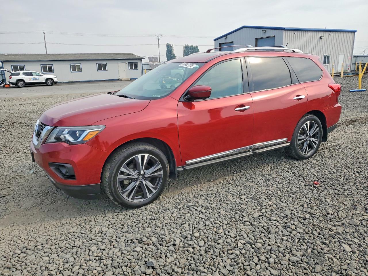 2017 NISSAN PATHFINDER PLATINUM