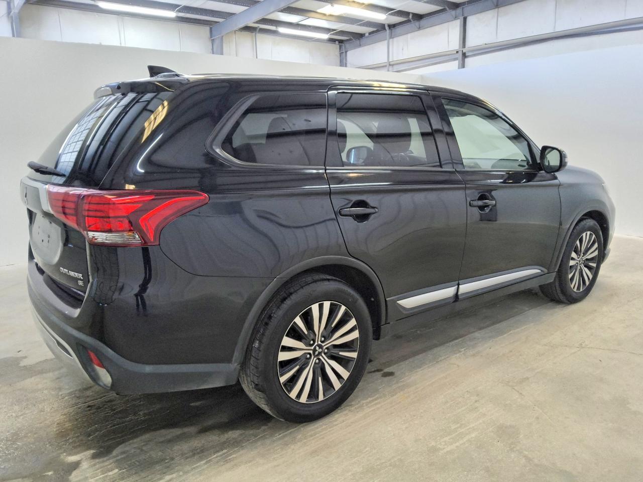2019 MITSUBISHI OUTLANDER SE — снимка 3